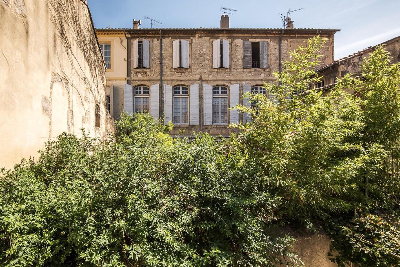 Arles Maison Petite Roquette Et Garage Exterior foto